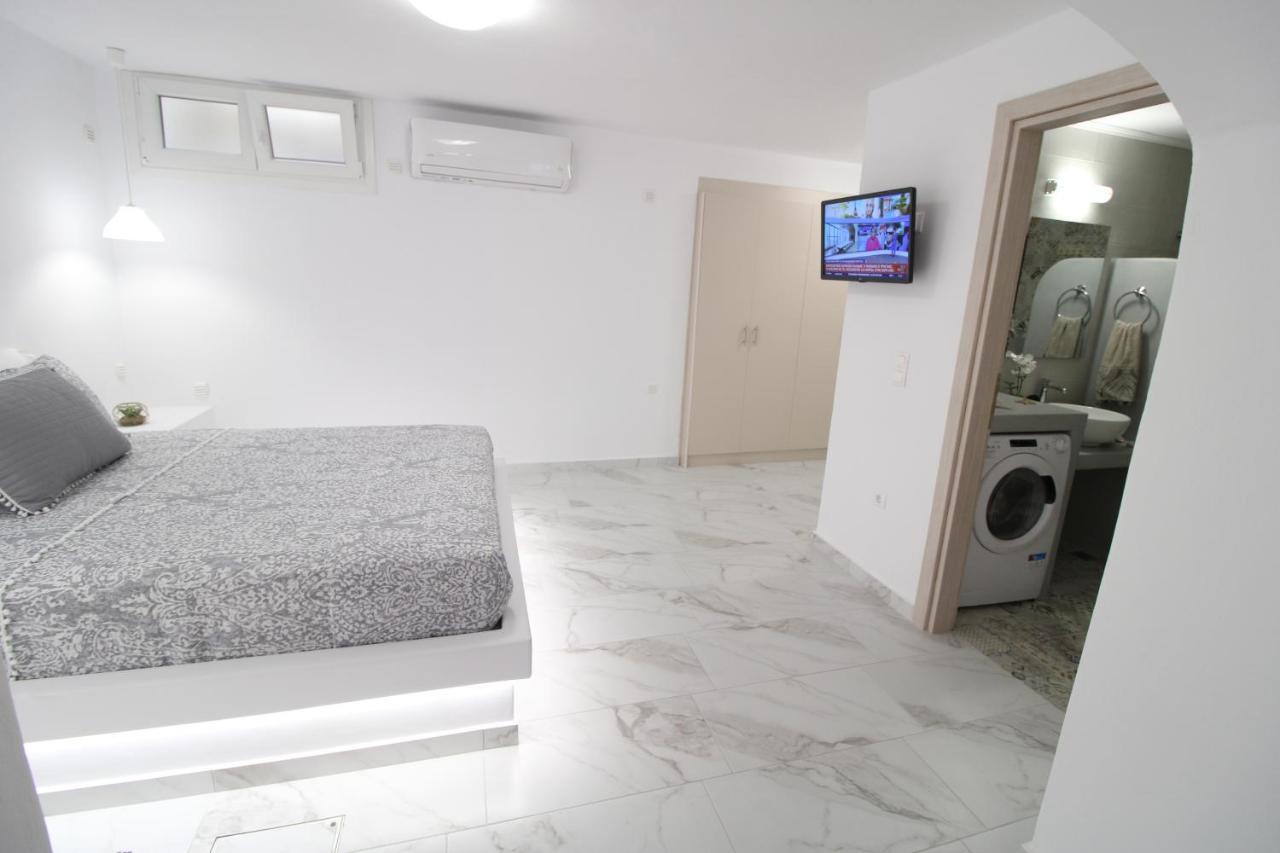Plaka Philoxenia Apartments Ngoại thất bức ảnh