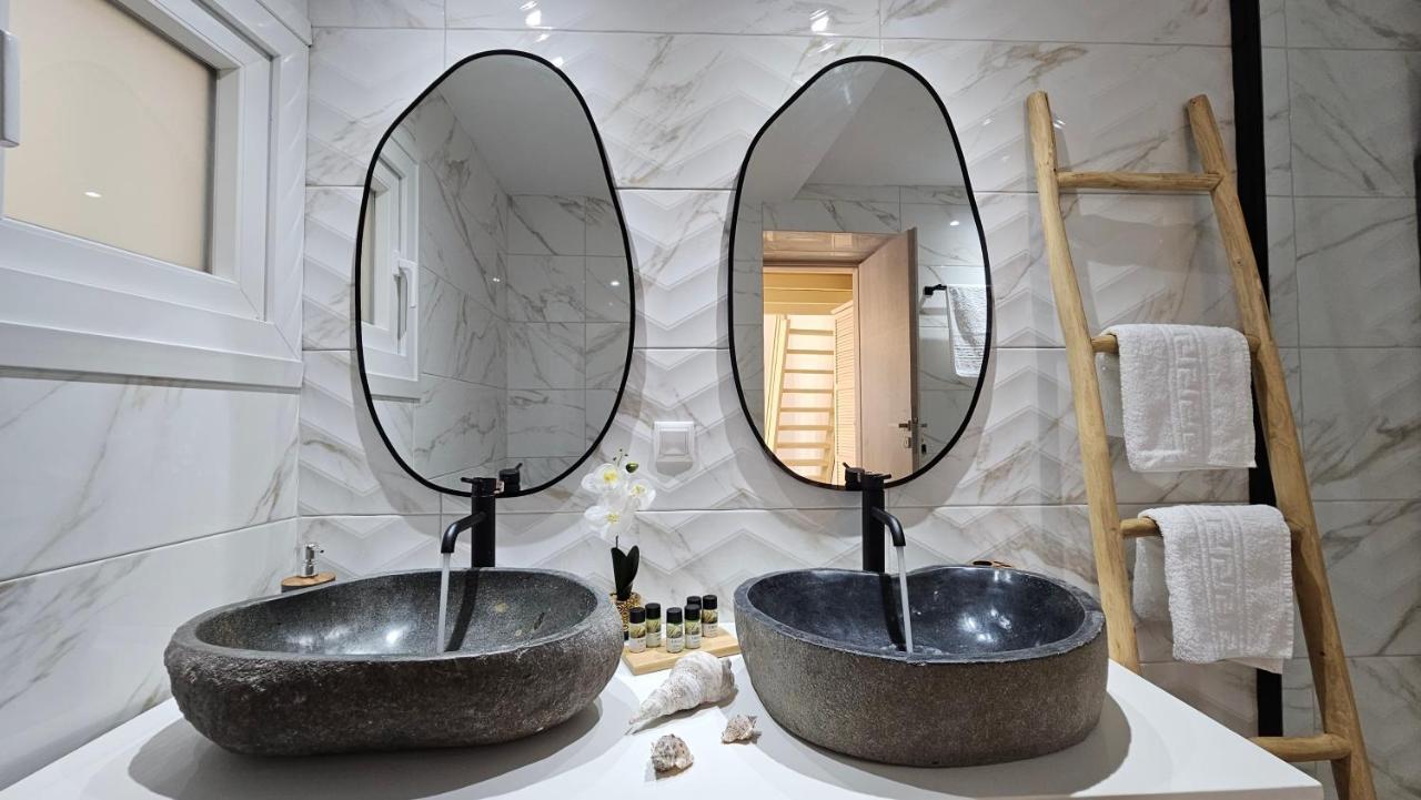 Plaka Philoxenia Apartments Ngoại thất bức ảnh